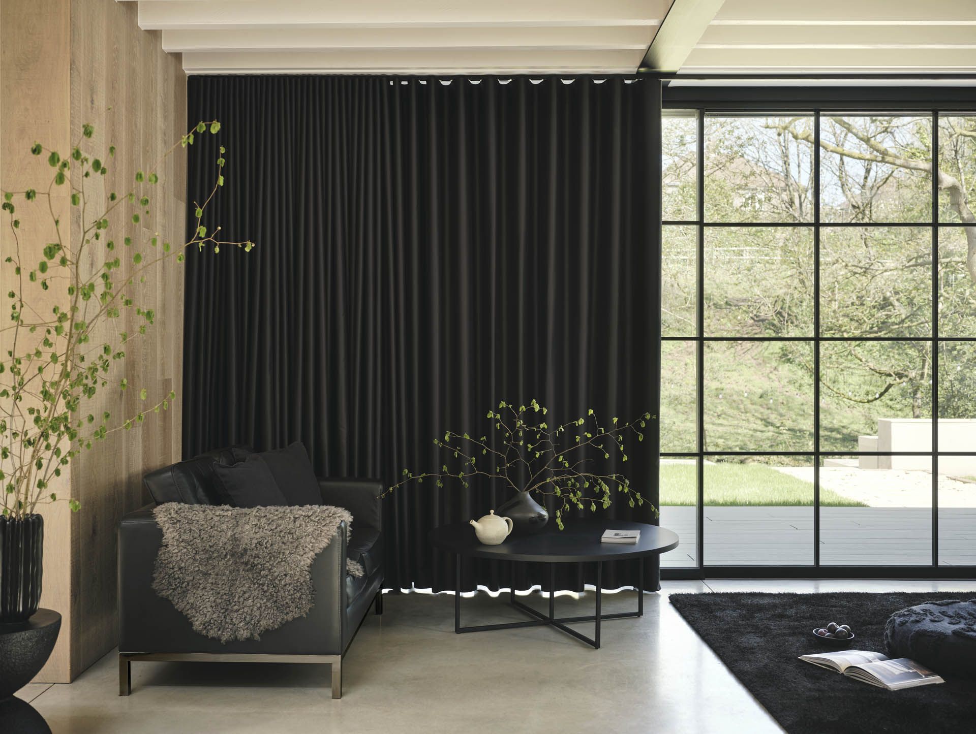 SG_Project_Black11955